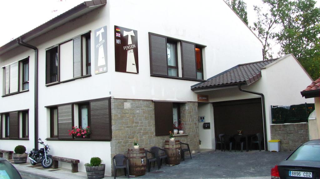 Casa Tau Guest House Larrasoana Екстериор снимка